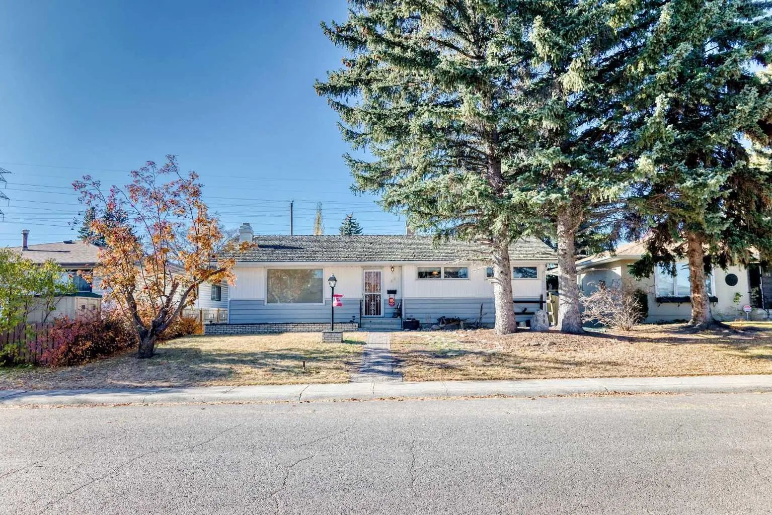 Xx Westwood Drive Sw Calgary Alberta T3C 2V8 Westgate Details