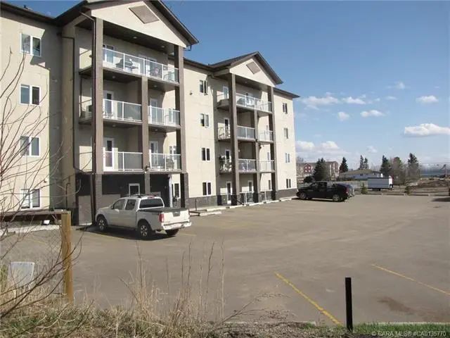 Xxx Xxxx Woodland Road  Innisfail Alberta T4G 0B2 Woodlands Details