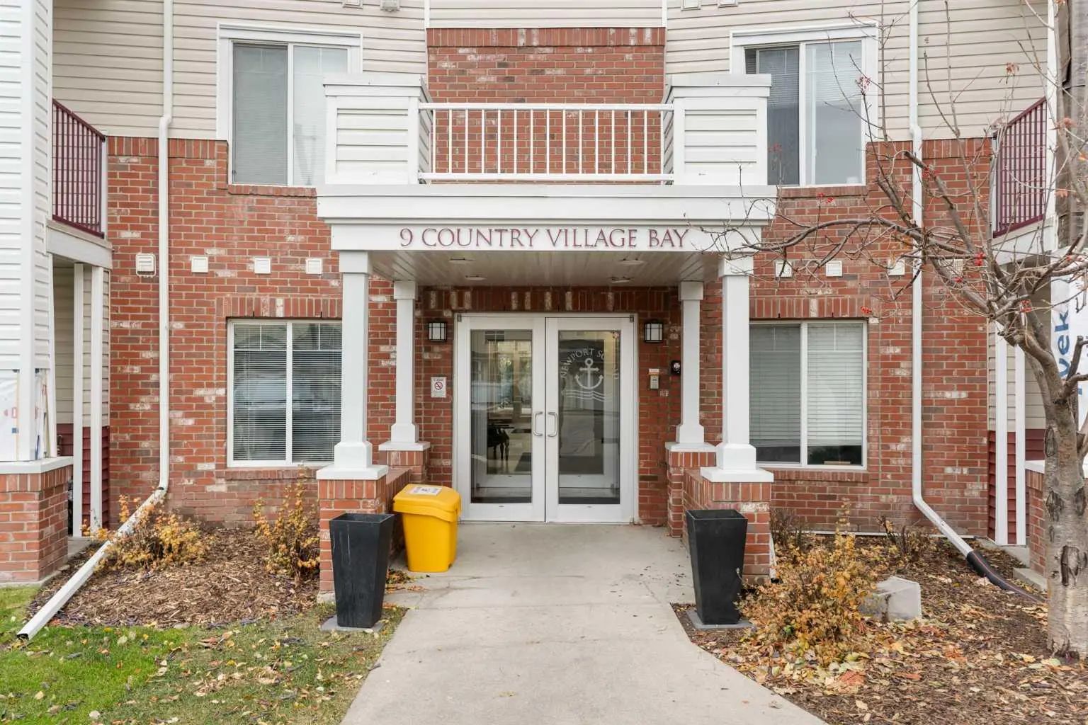 Xxx, X Country Village Bay Ne Calgary Alberta T3K 5J8 Country Hills Village Details