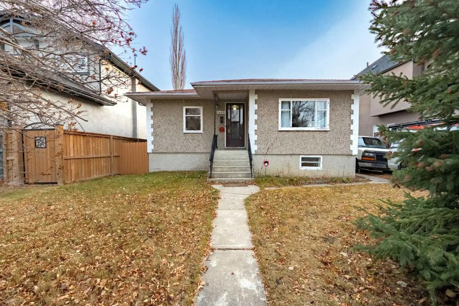 Xxxx Xx Avenue Nw Calgary Alberta T2M 1P9 Capitol Hill Details