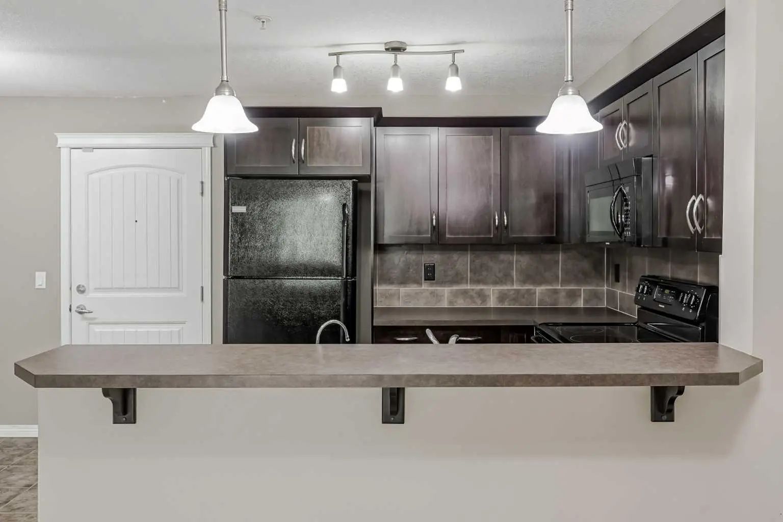Xxxx, Xx Country Village Manor Ne Calgary Alberta T3K0T3 Country Hills Village Details