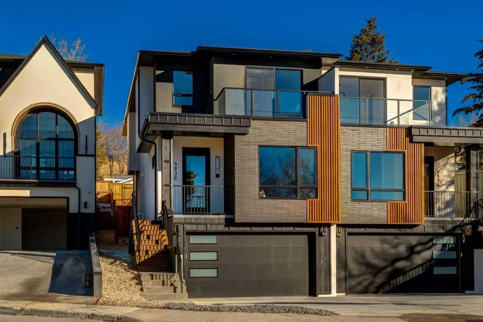 Xxxx Xx Avenue Nw Calgary Alberta T3B 0Y5 Montgomery Details