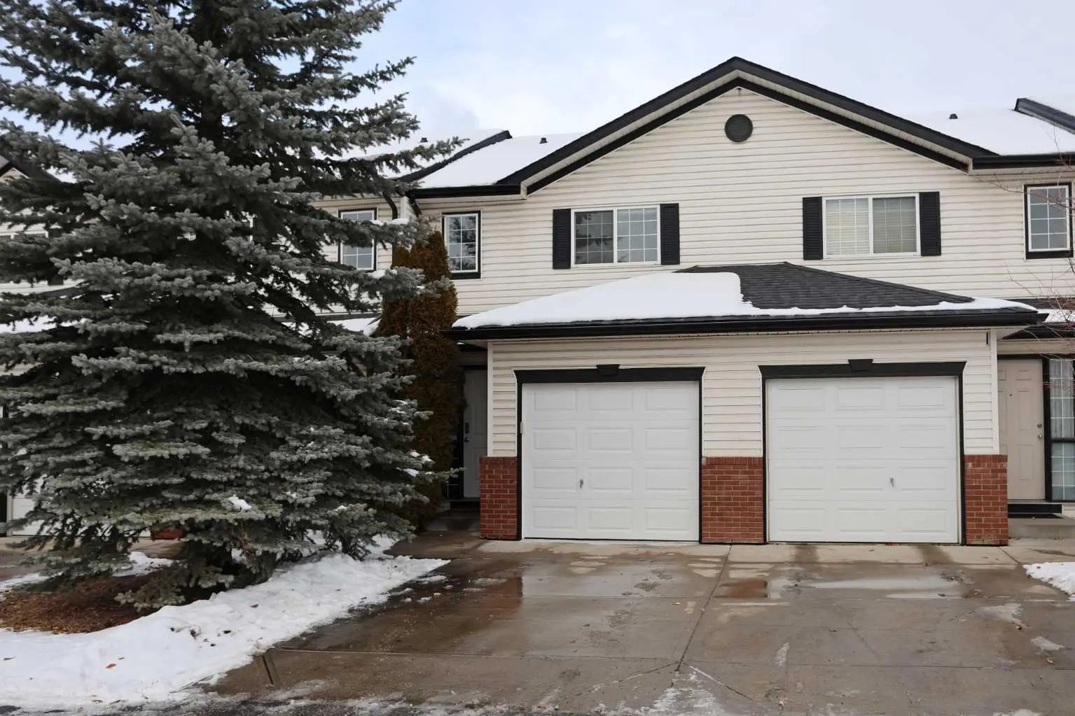 Xxx Country Village Cape Ne Calgary Alberta T3K 5X2 Country Hills Village Details