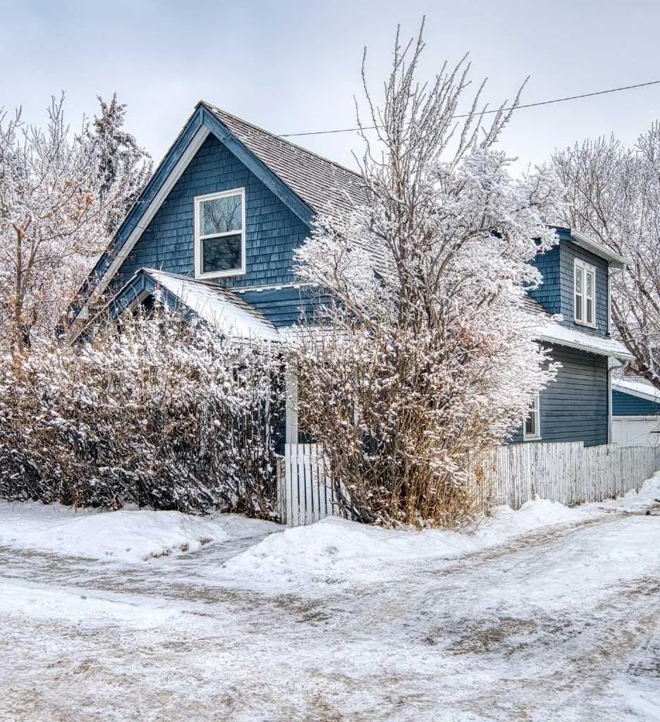 Xxxx X Street Ne Calgary Alberta T2E3C5 Tuxedo Park Details