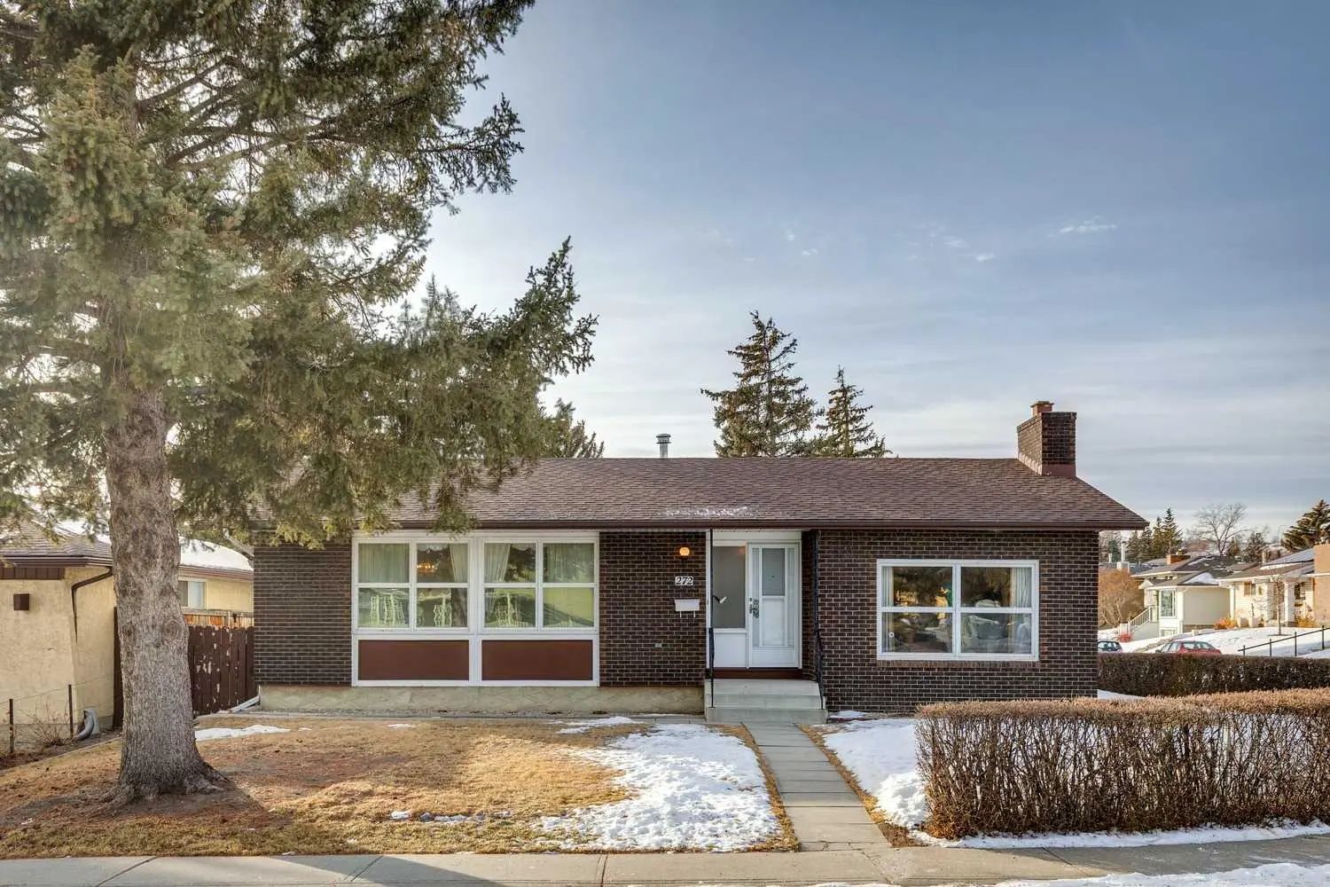 Xxx Thames Close Nw Calgary Alberta T2K5N4 Thorncliffe Details