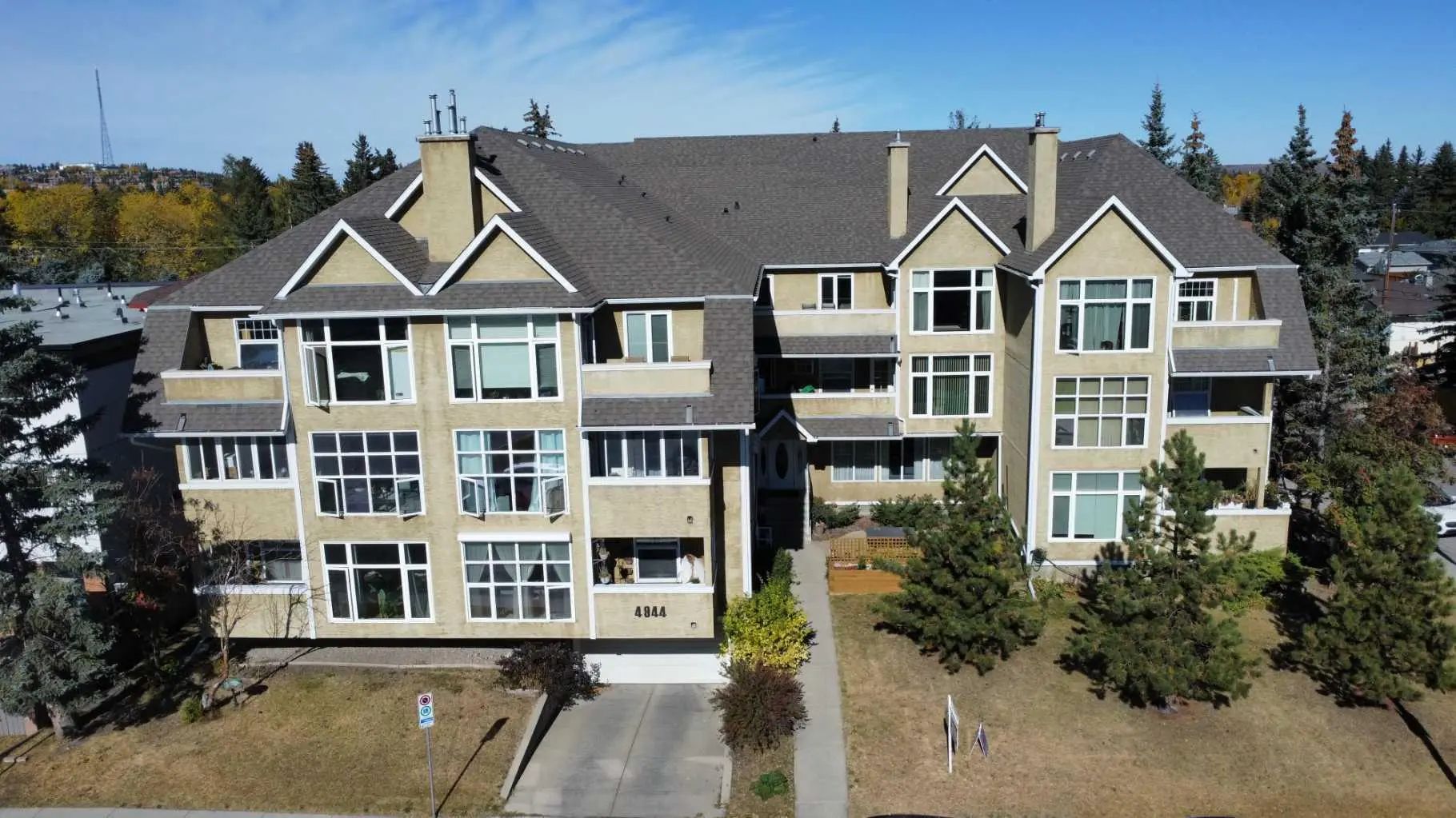 Xxx, Xxxx X Avenue Sw Calgary Alberta T3C 0H4 Westgate Details