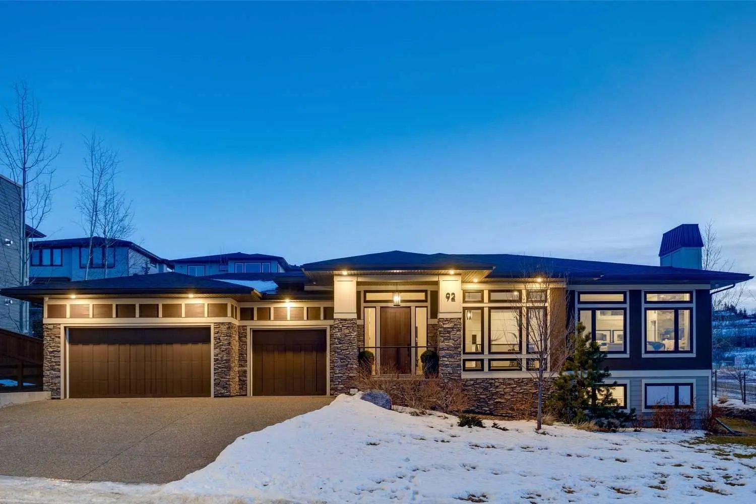 Xx Crestridge View Sw Calgary Alberta T3B 1G8 Crestmont Details