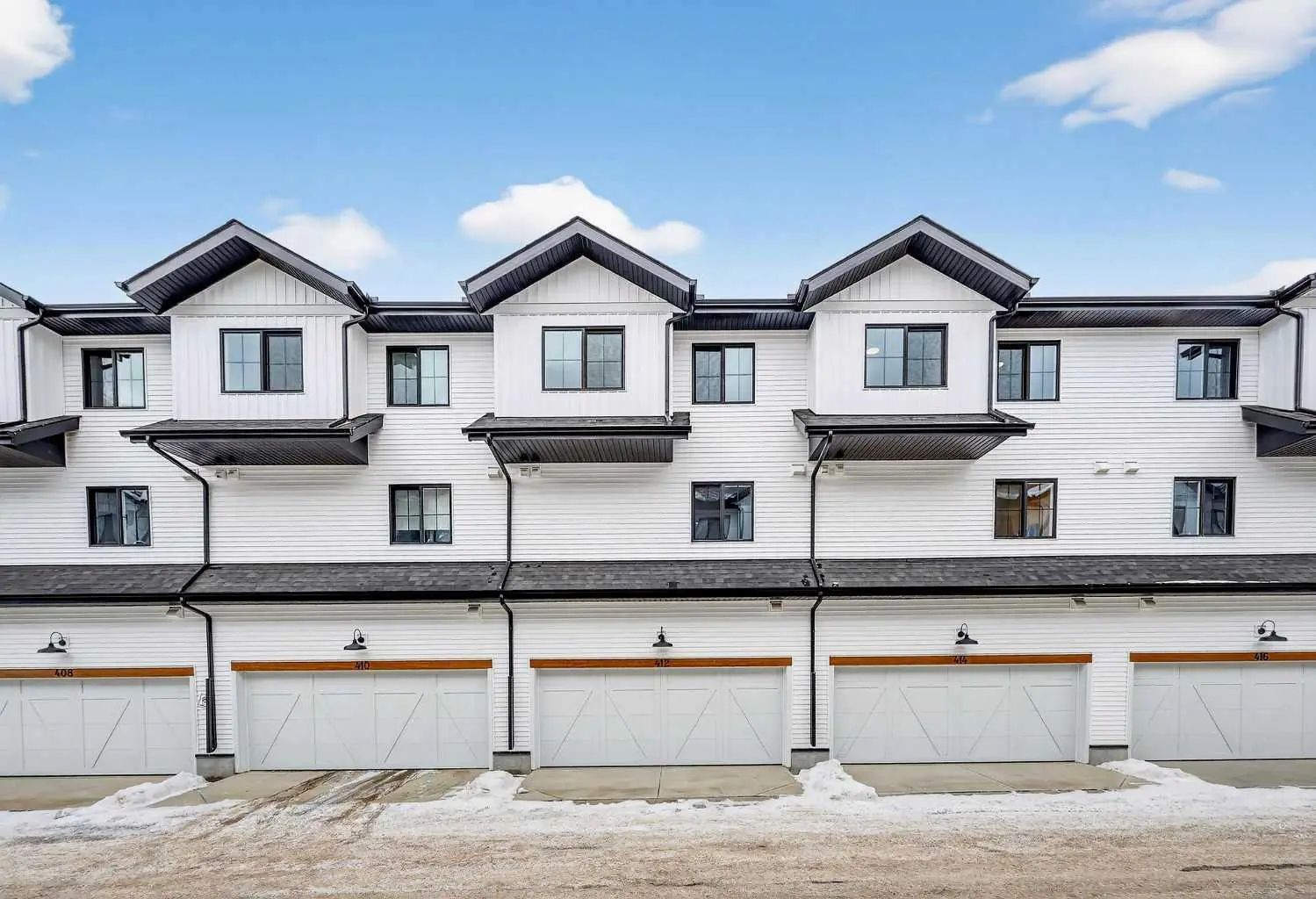 Xxx, Xxxx Rangeview Drive Se Calgary Alberta T3S 0X3 Rangeview Details