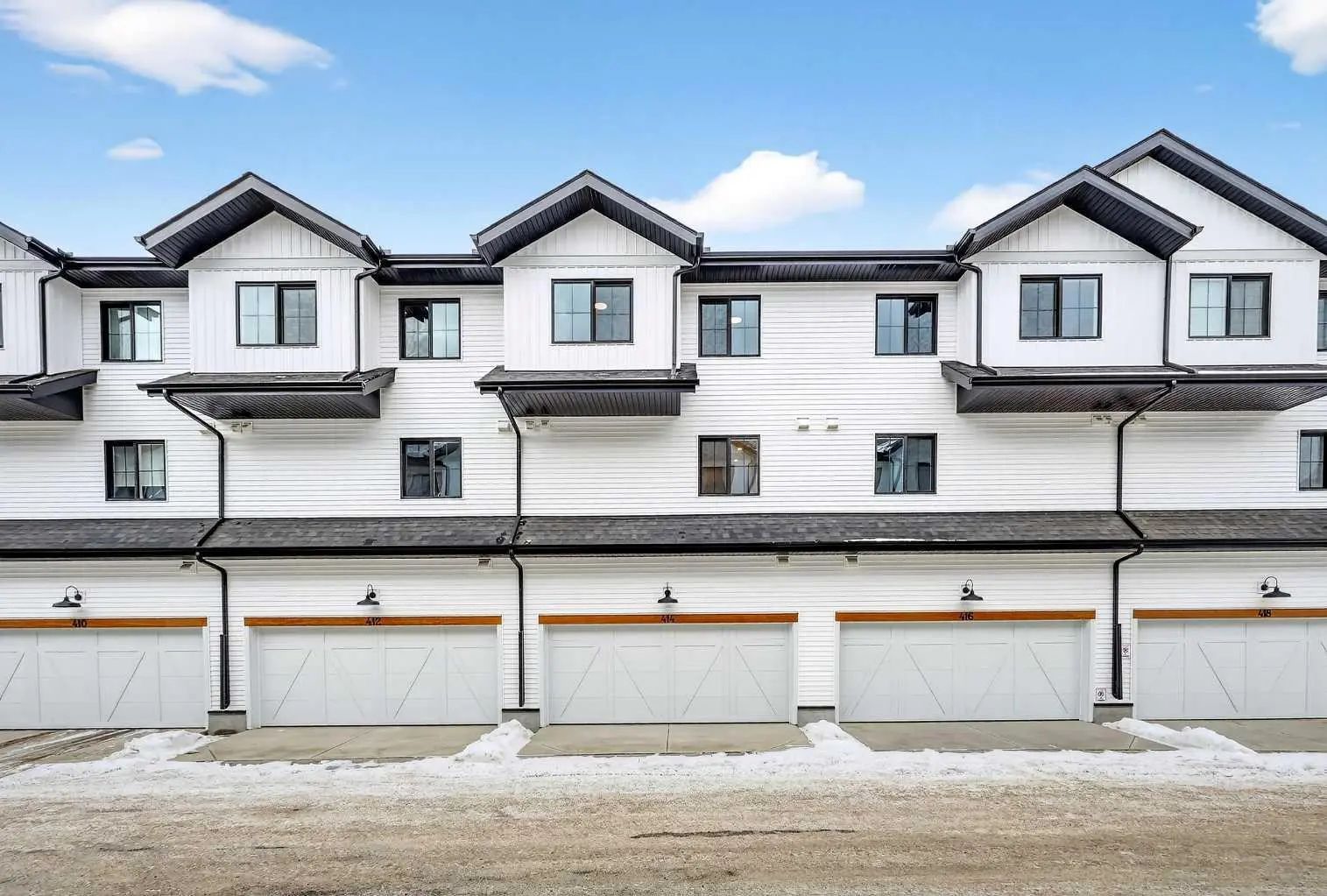 Xxx, Xxxx Rangeview Drive Se Calgary Alberta T3S 0X3 Rangeview Details