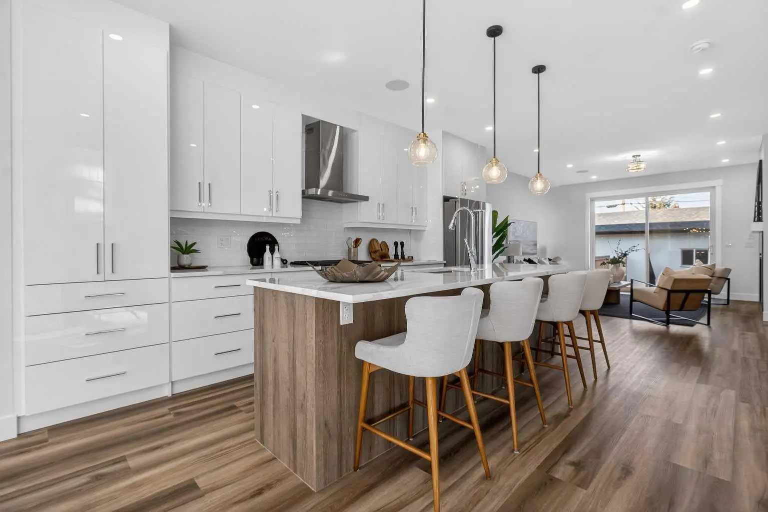 Xxx Xx Avenue Nw Calgary Alberta T2K 0B4 Highland Park Details