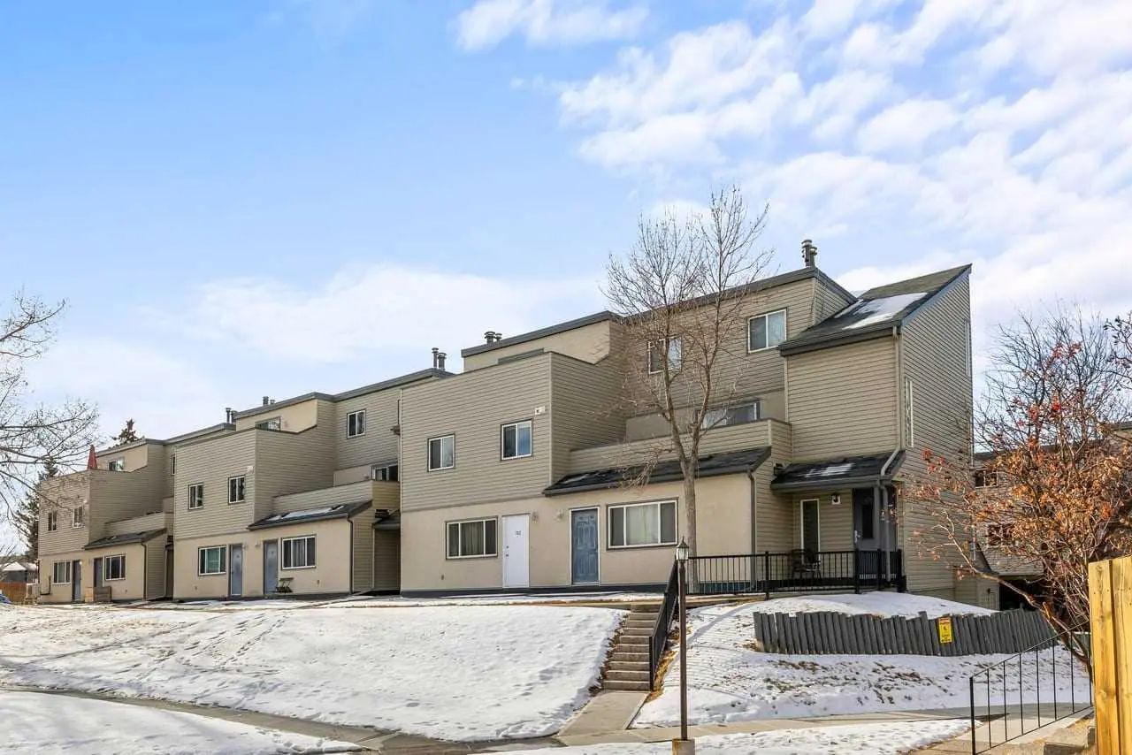 Xxx, Xxxx Xx Street Nw Calgary Alberta T2N4M1 St Andrews Heights Details