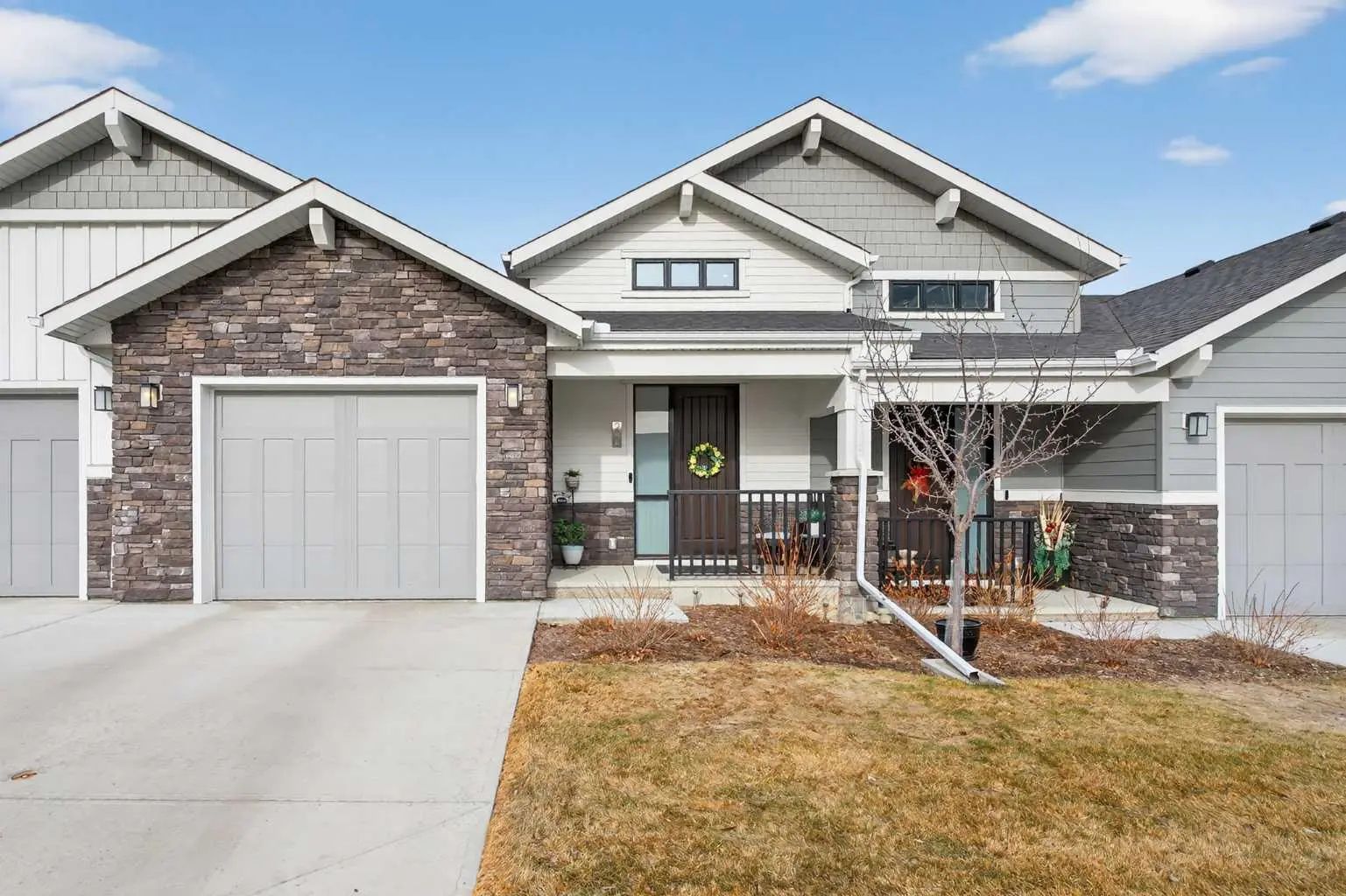 Xxx Crestridge Common Sw Calgary Alberta T3B 6J5 Crestmont Details