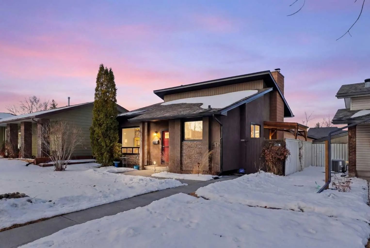 Xxx Berkley Crescent Nw Calgary Alberta T3K 1A9 Beddington Heights Details