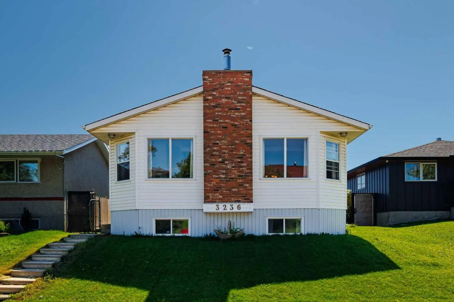 Xxxx Doverville Crescent Se Calgary Alberta T2B 1T9 Dover Details