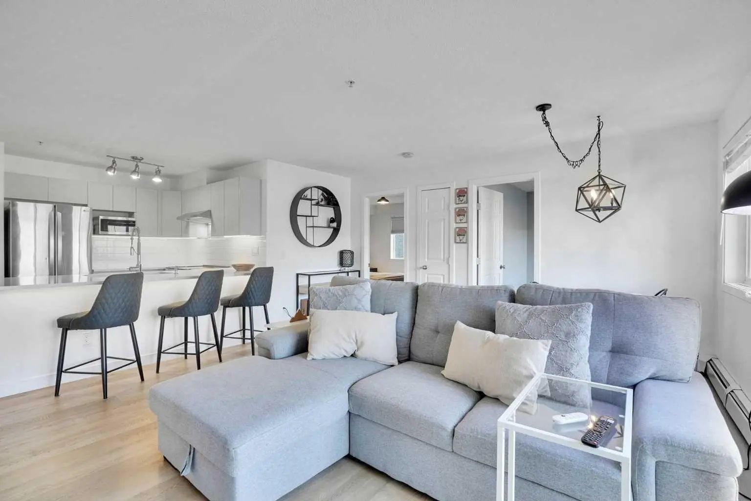 Xxx Xxxx Xx Avenue Sw Calgary Alberta T3C 0N7 Sunalta Details