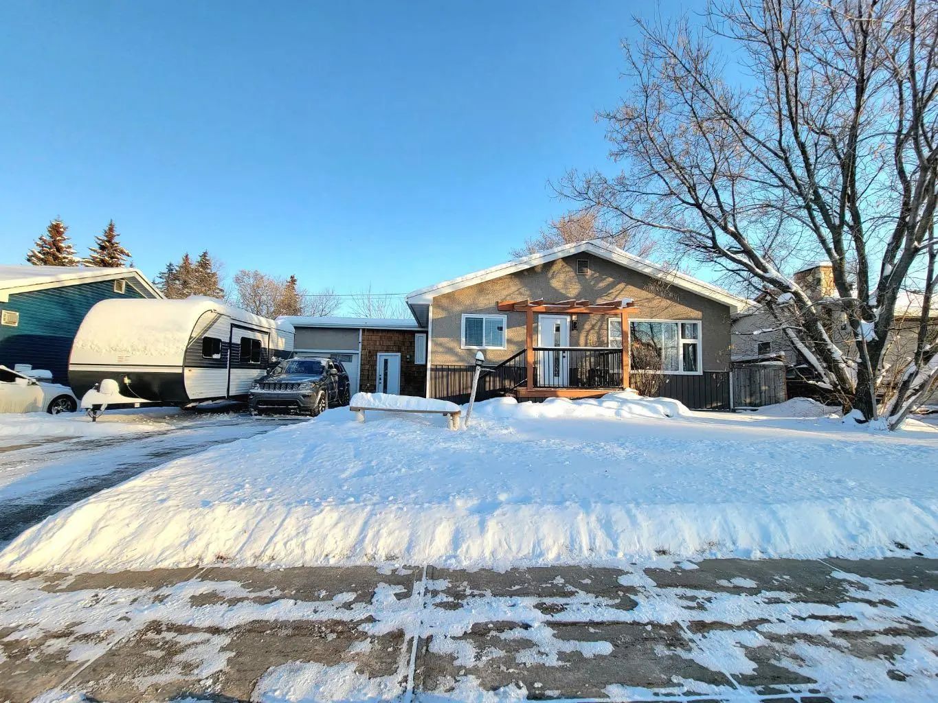 Xxxx Xxx Street  Grande Prairie Alberta T8V3H9 Highland Park Details