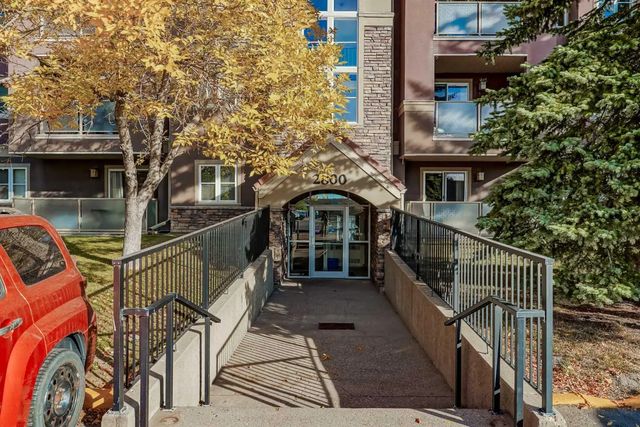 34, 2834 Edenwold Heights Northwest, Calgary