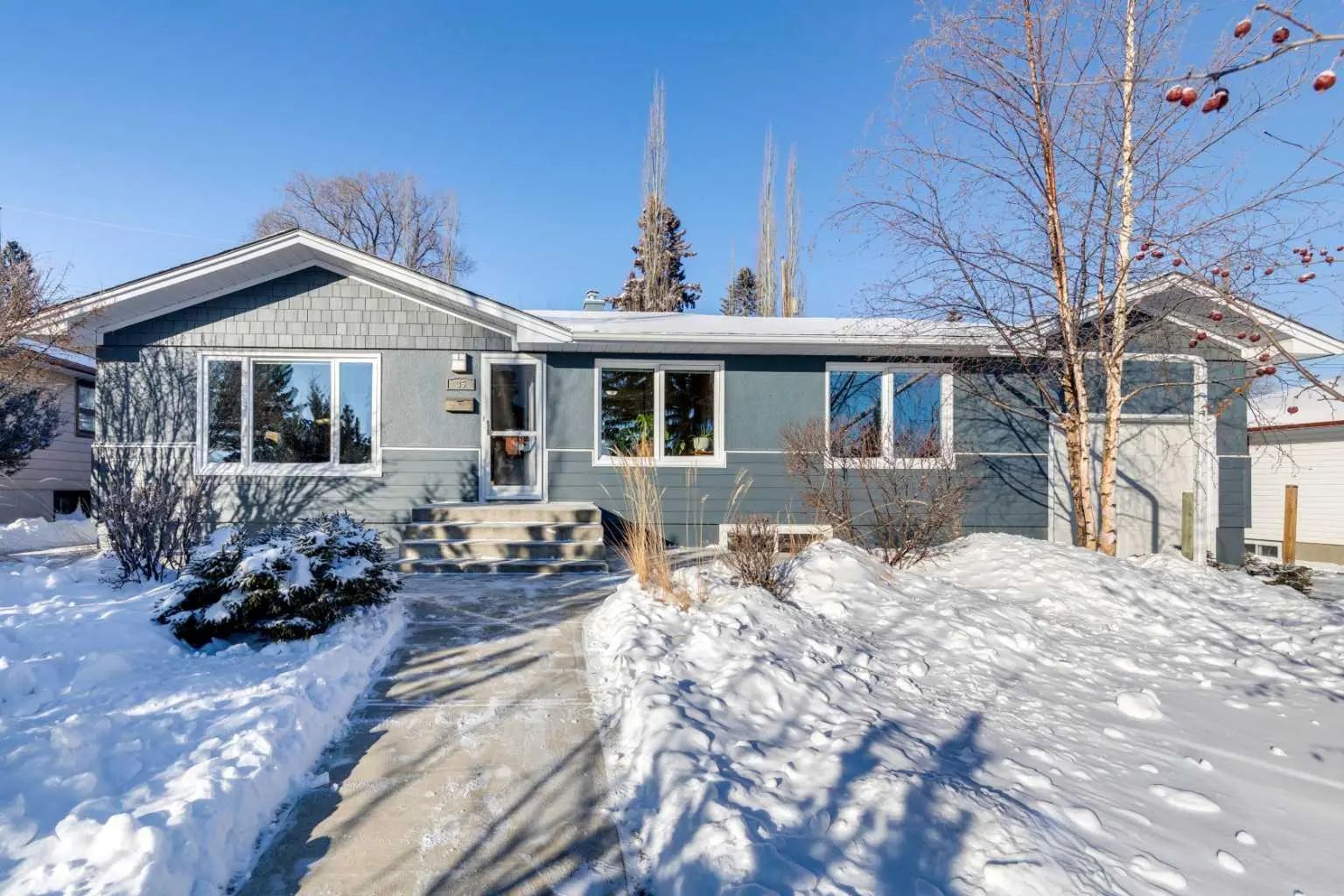 Xx Xx Street Sw Calgary Alberta T3C2B2 Wildwood Details