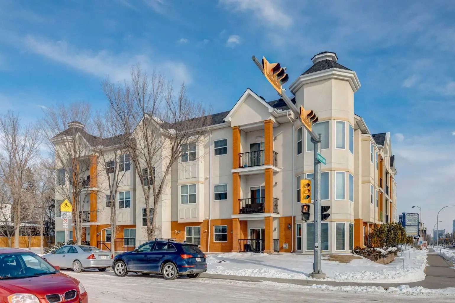 Xxx, Xxxx Kensington Road Nw Calgary Alberta T2N3R7 West Hillhurst Details