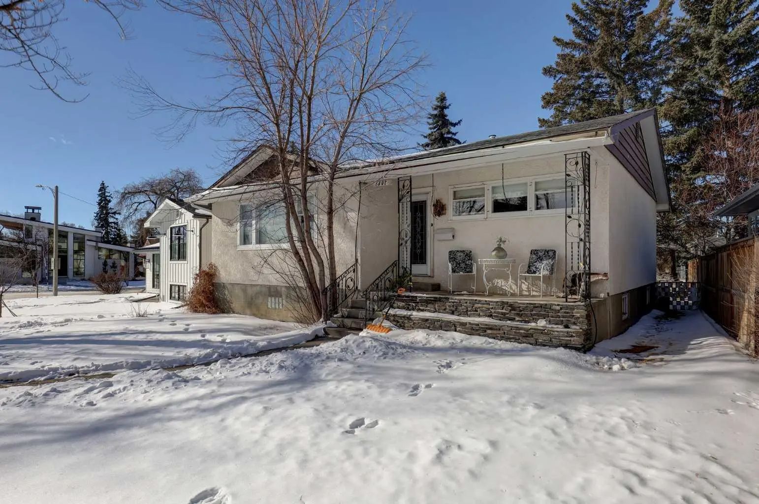 Xxxx Windsor Street Nw Calgary Alberta T2N 3X2 St Andrews Heights Details