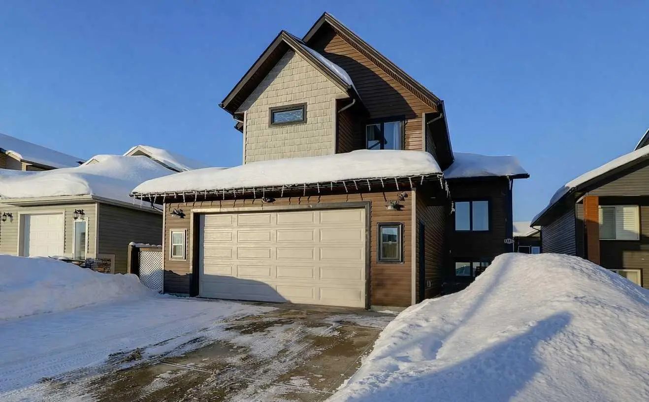 Xxxxx Xxx Avenue  Grande Prairie Alberta T8V6M2 Westgate Details