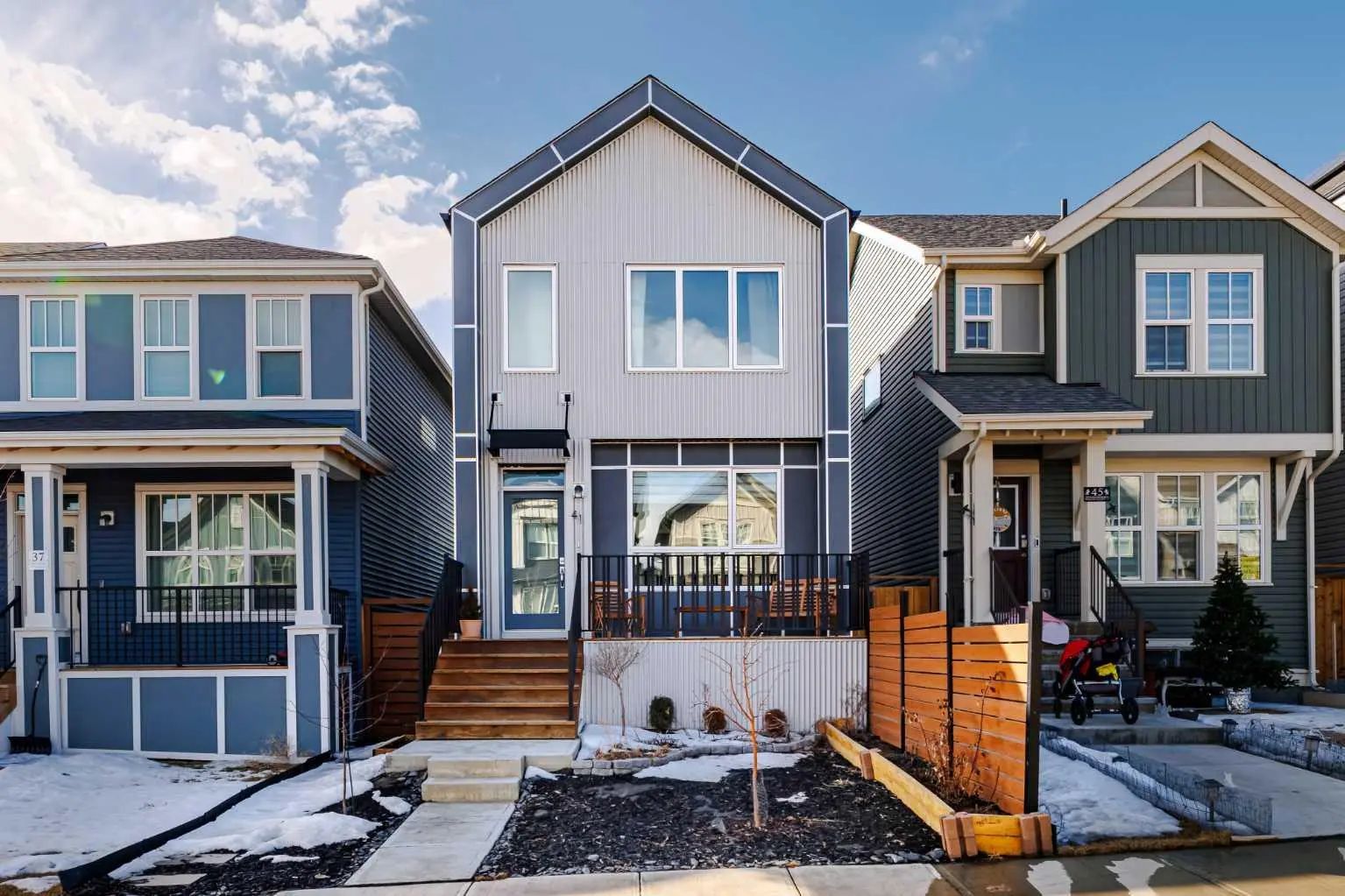 Xx Heirloom Crescent Se Calgary Alberta T3M 2B6 Rangeview Details