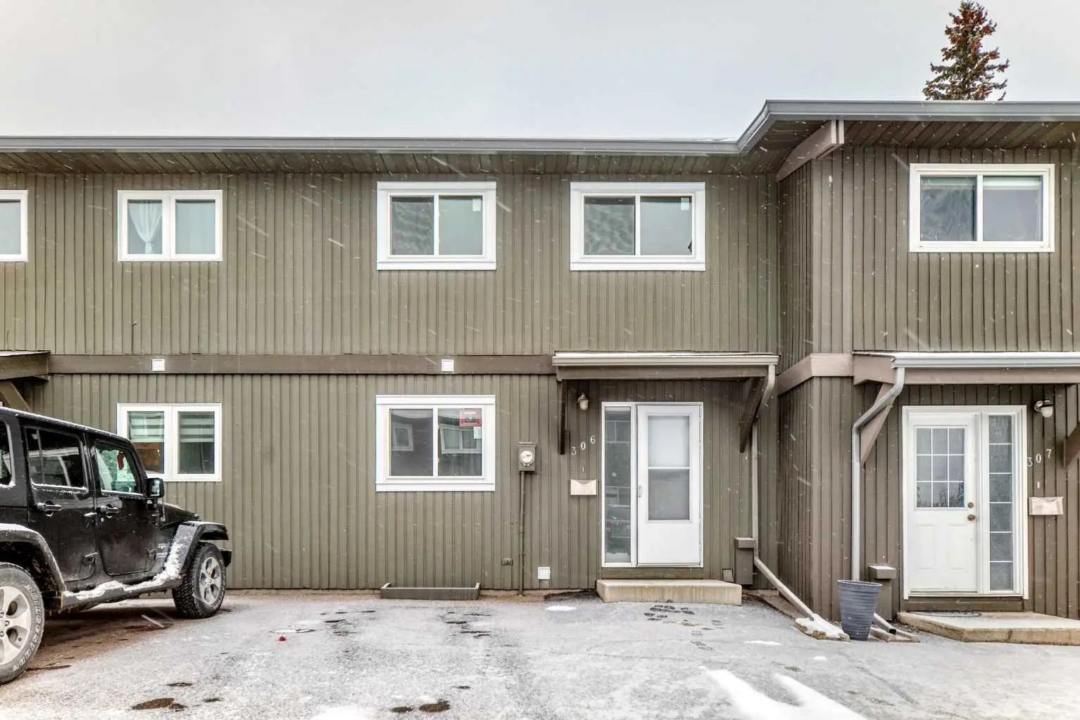 Xxx, Xxxx Xx Avenue Sw Calgary Alberta T3E 6M3 Westgate Details