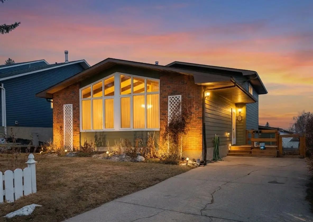 Xx Beaconsfield Place Nw Calgary Alberta T3K 1W8 Beddington Heights Details