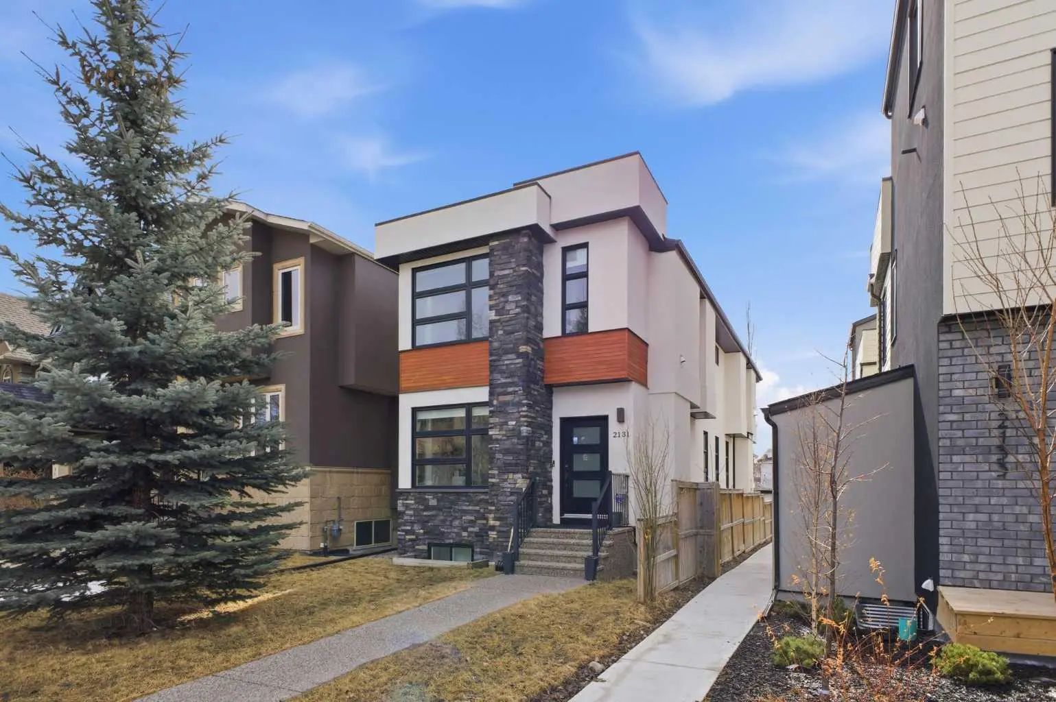 Xxxx Xx Avenue Sw Calgary Alberta T2T 1T5 Richmond Details