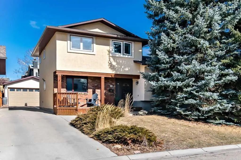 Xxx Woodridge Place Sw Calgary Alberta T2W 3R4 Woodlands Details
