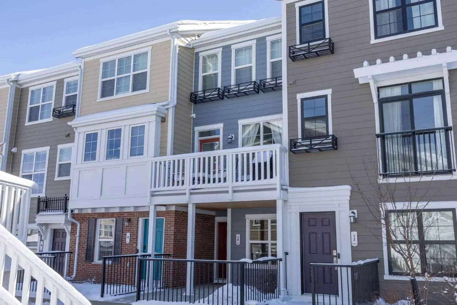 Xx Sherwood Row Nw Calgary Alberta T3R 0X1 Sherwood Details