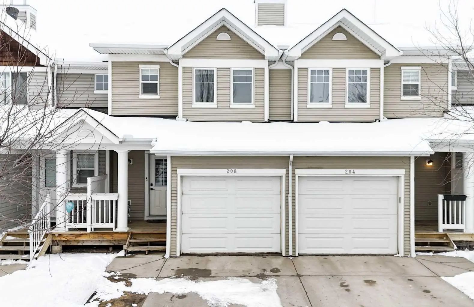 Xxx Country Village Manor Ne Calgary Alberta T3K0L6 Country Hills Village Details