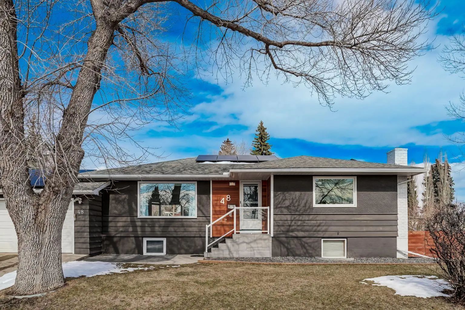 Xx Carnarvon Way Nw Calgary Alberta T2K 1W4 Cambrian Heights Details