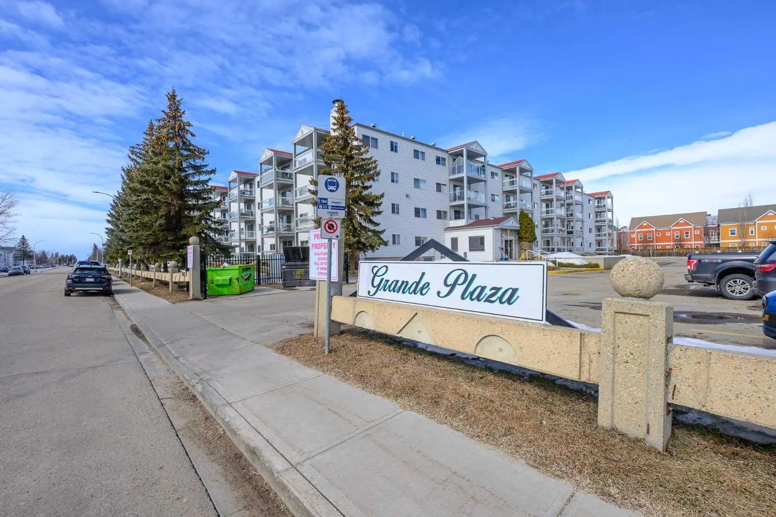 Xxx, Xxxx Xx Avenue  Grande Prairie Alberta T8V6Z7 Highland Park Details