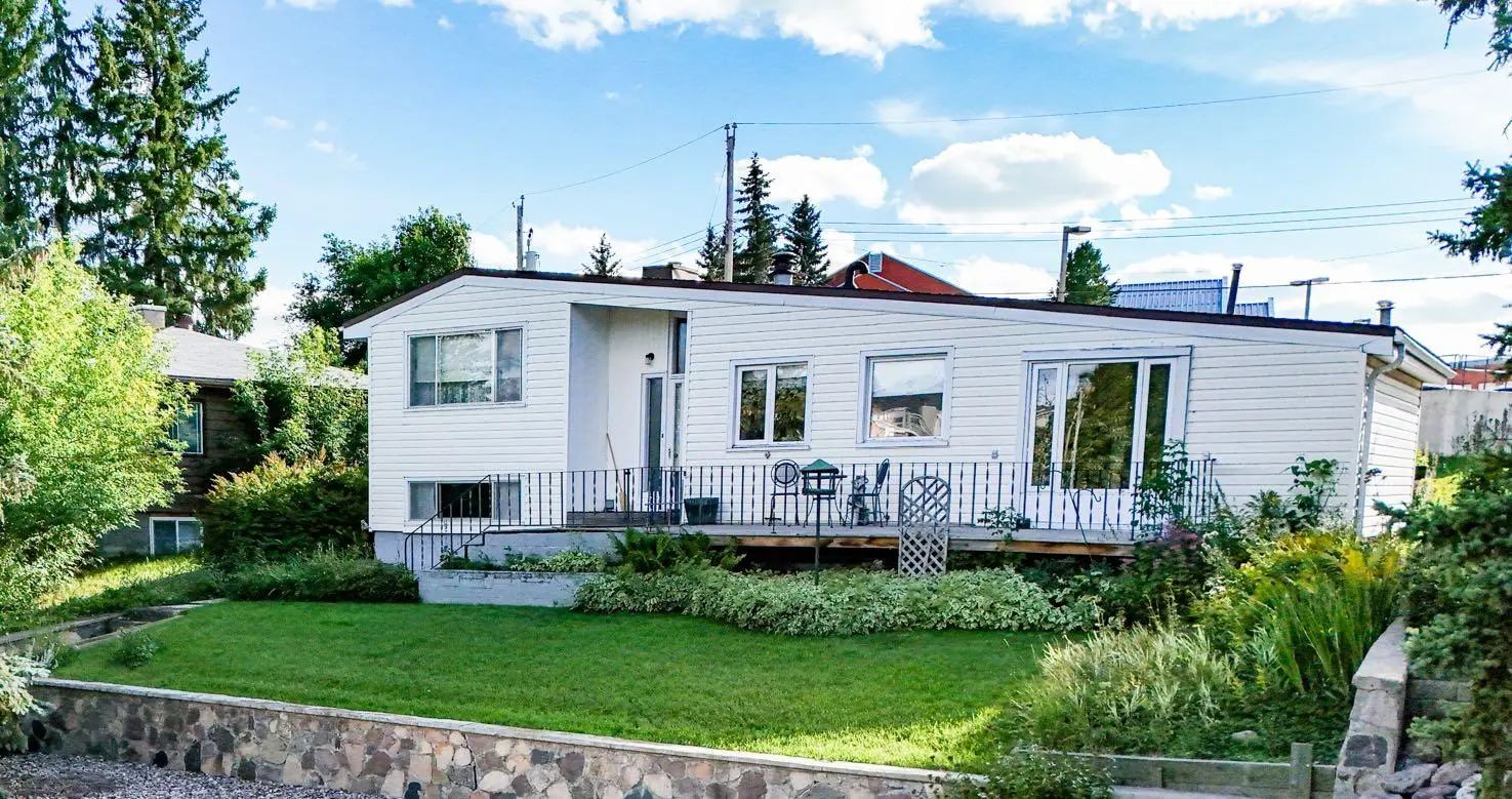 Xxxx Xxa Street  Camrose Alberta T4V 1T3 Rosedale Details