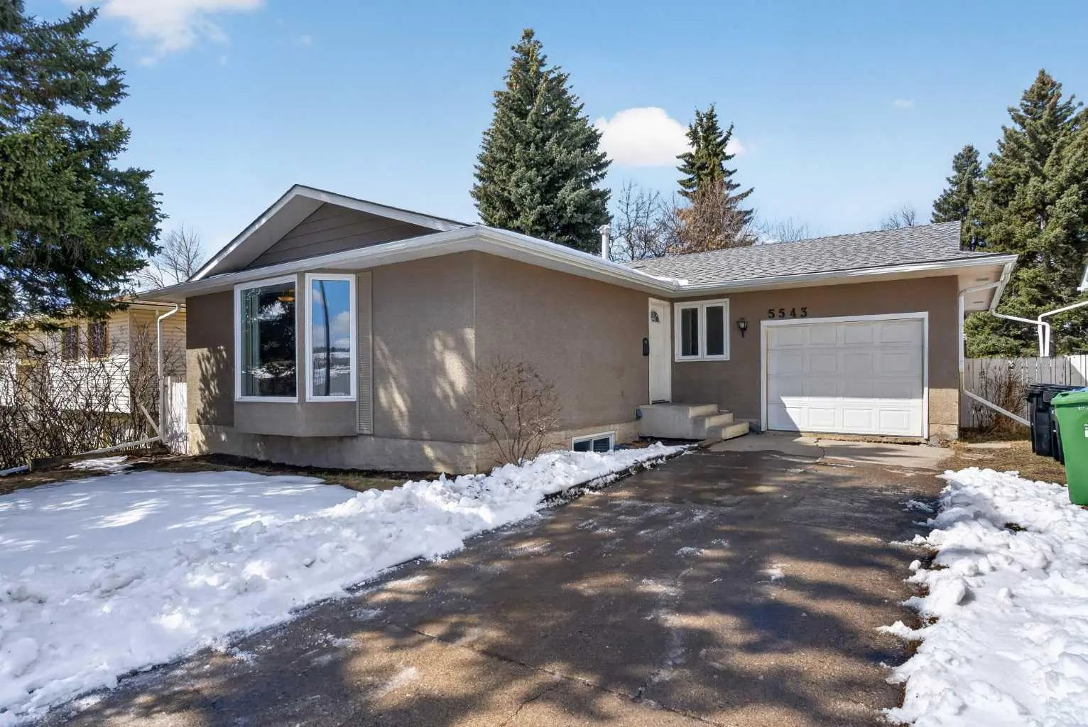 Xxxx Dalhart Road Nw Calgary Alberta T3A 1S8 Dalhousie Details