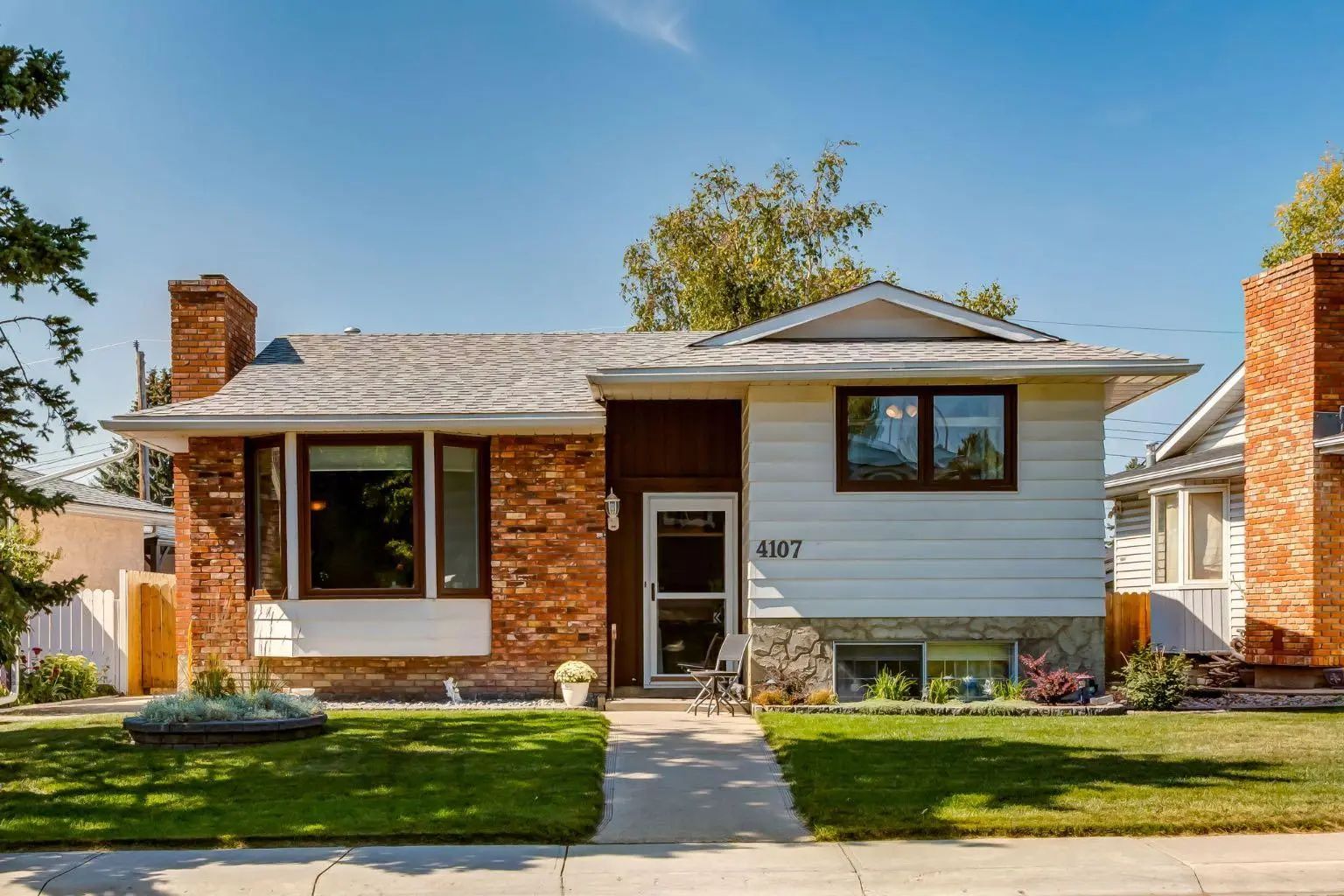Xxxx Doverview Drive Se Calgary Alberta T2B 1Z1 Dover Details