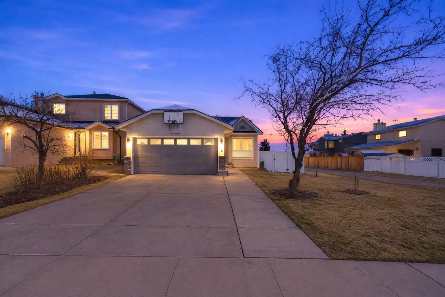Xx Applewood Way Se Calgary Alberta T2A 7M8 Applewood Park Details