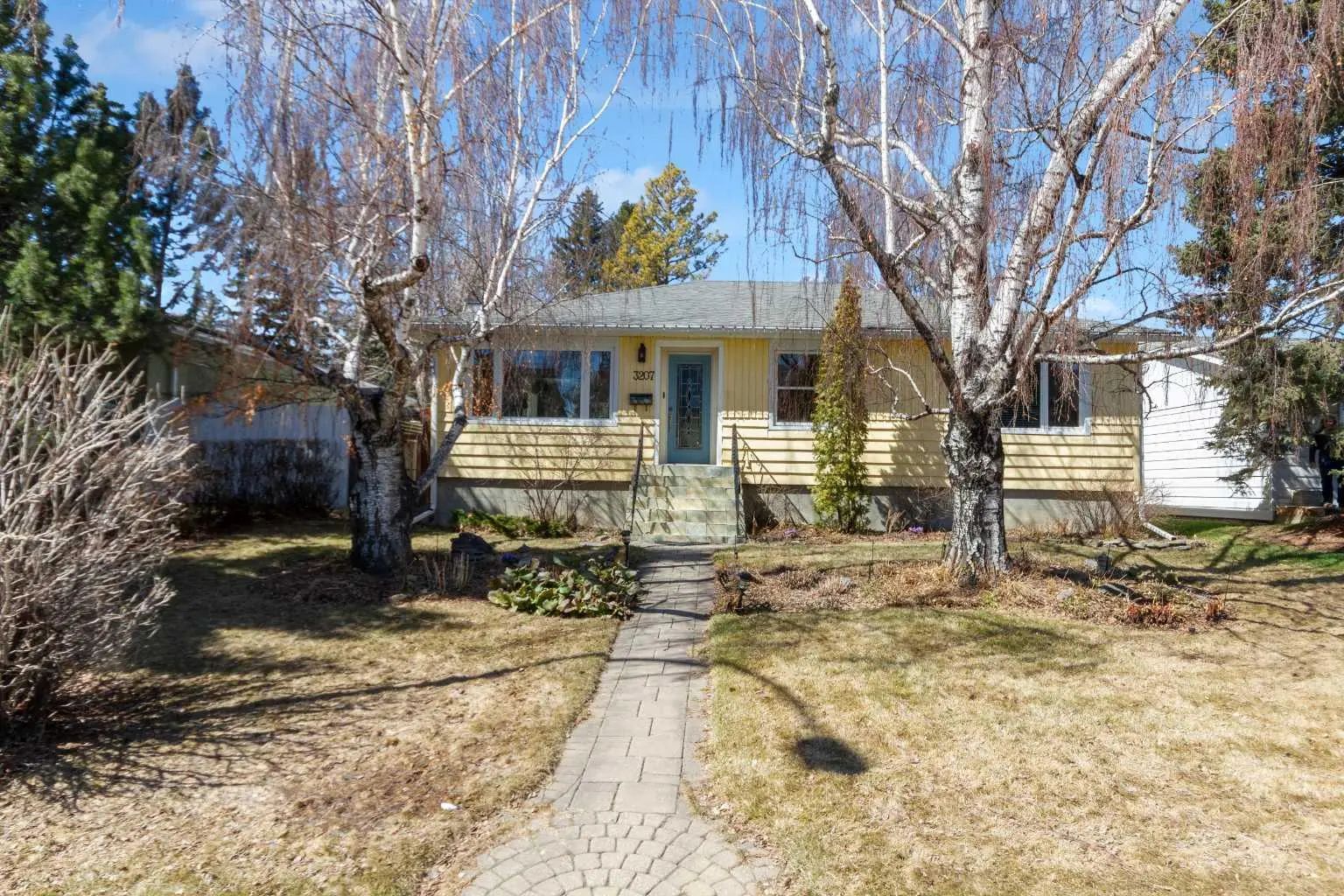 Xxxx Xx Street Sw Calgary Alberta T3E 1Y3 Richmond Details