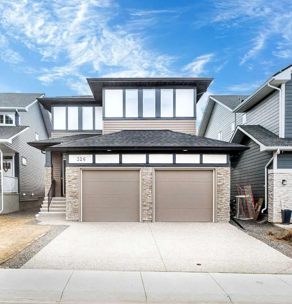 Xxx Crestmont Drive Sw Calgary Alberta T3B 6G8 Crestmont Details
