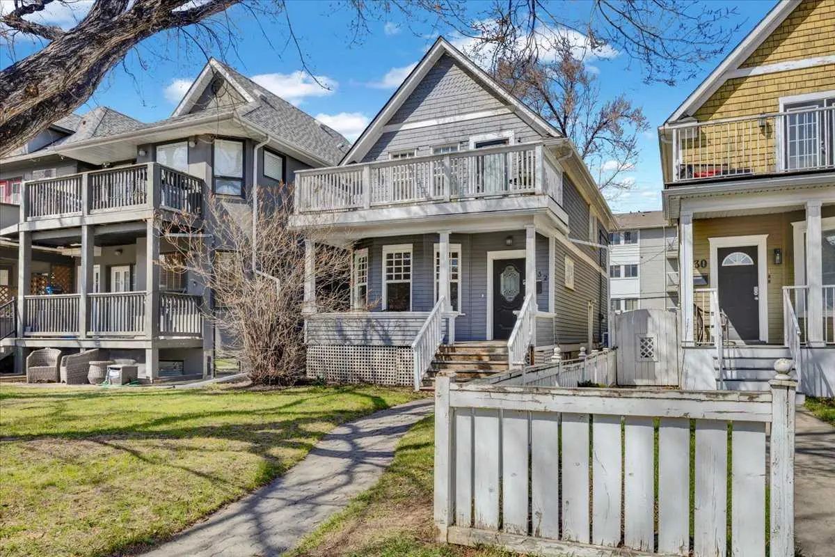 Xxx Xx Avenue Sw Calgary Alberta T2S 0E2 Cliff Bungalow Details