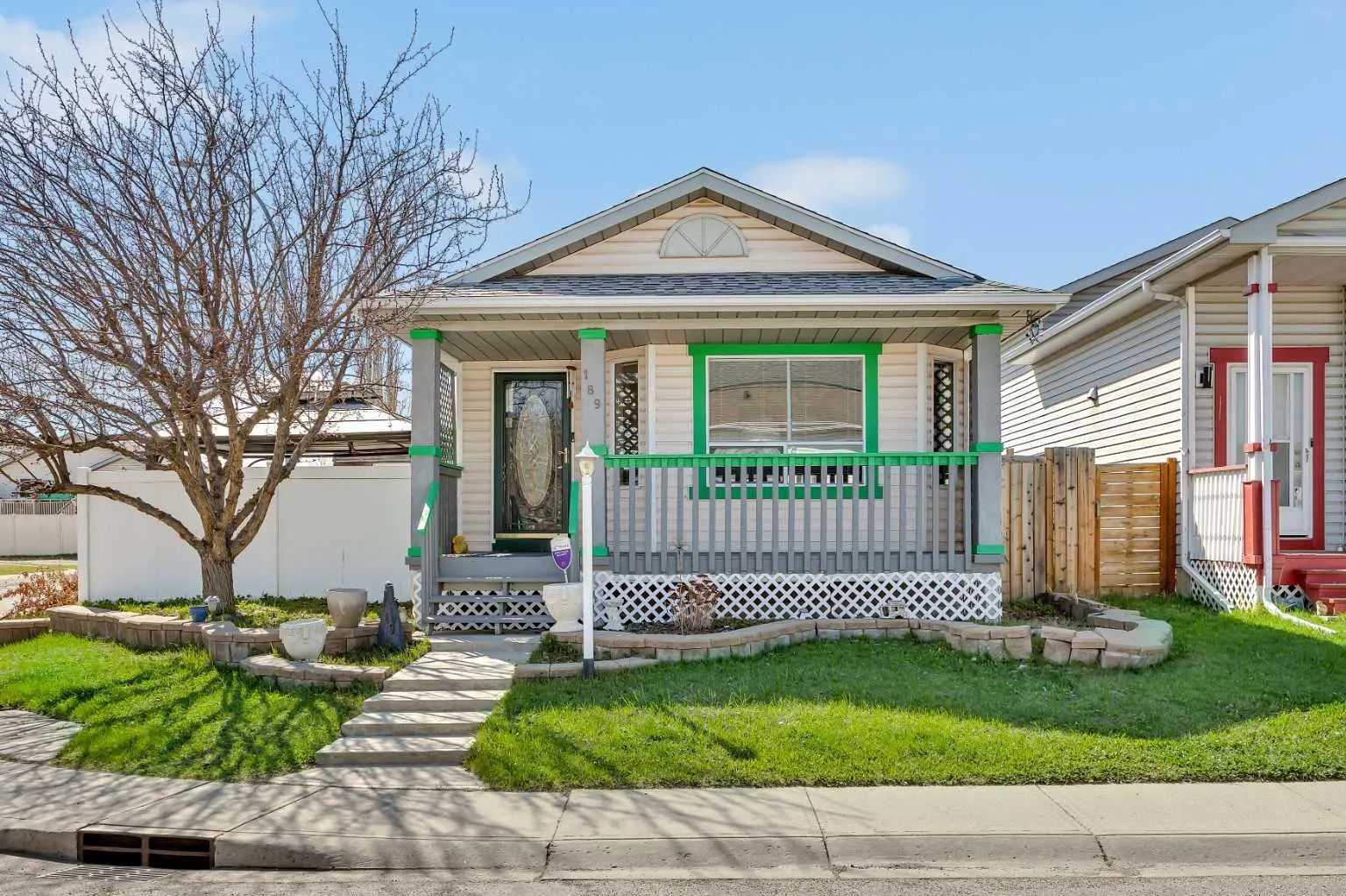 Xxx Applemead Close Se Calgary Alberta T2A 7S6 Applewood Park Details
