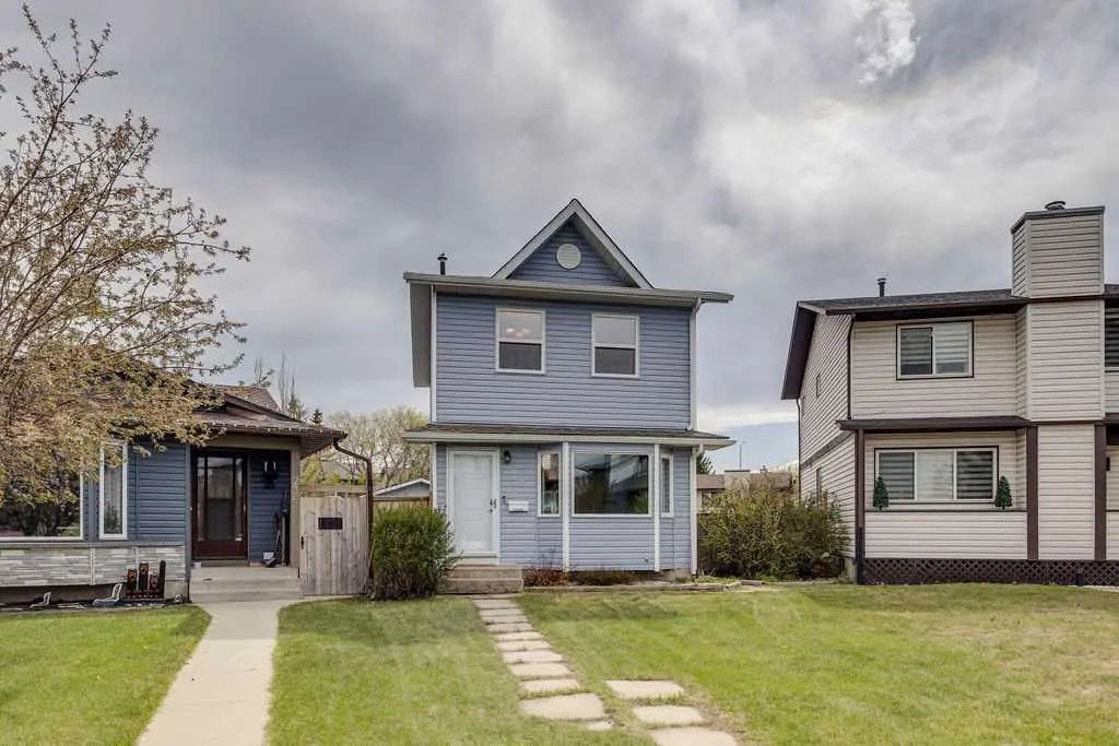 Xxx Bedfield Court Ne Calgary Alberta T3K 3L5 Beddington Heights Details