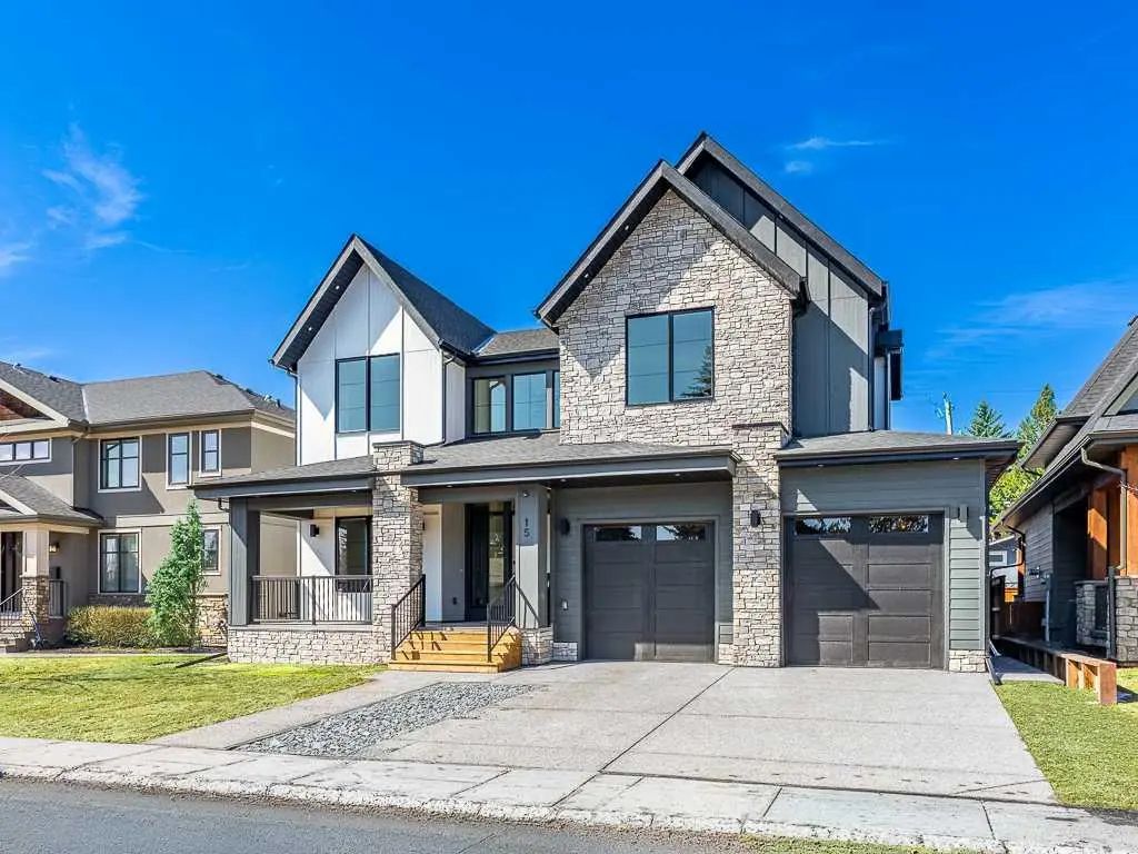 Xx Xx Street Sw Calgary Alberta T3C 1Y2 Wildwood Details
