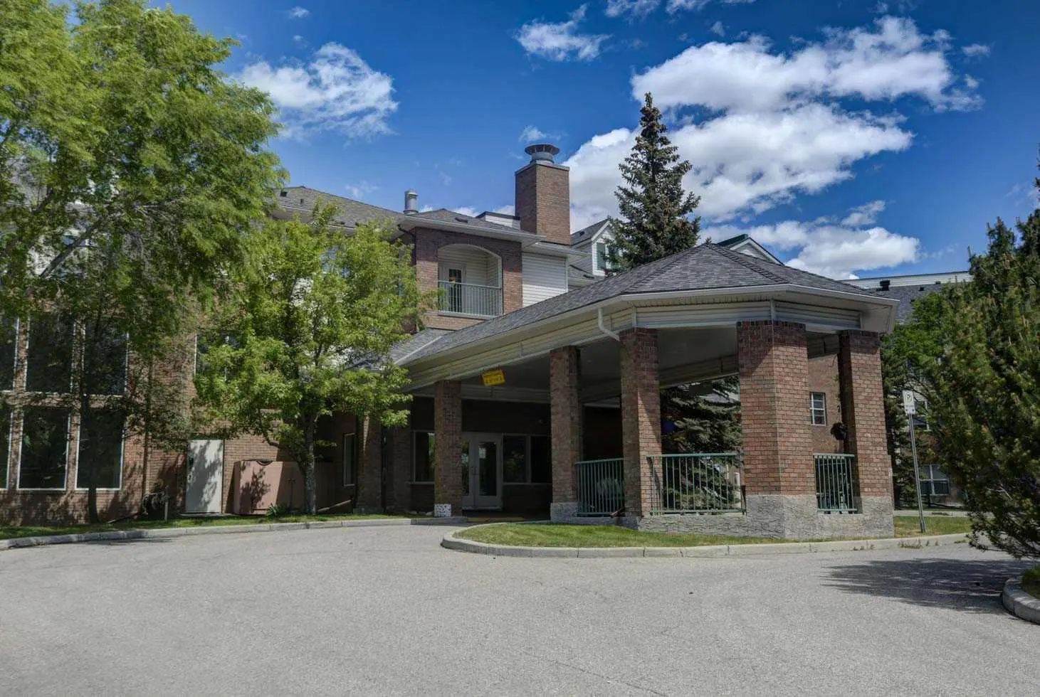 Xxx Xxxx Xx Avenue Ne Calgary Alberta T2E 8V4 Mayland Heights Details