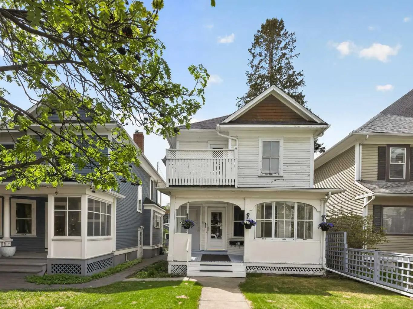 Xxx Xx Avenue Sw Calgary Alberta T2S 0G7 Mission Details