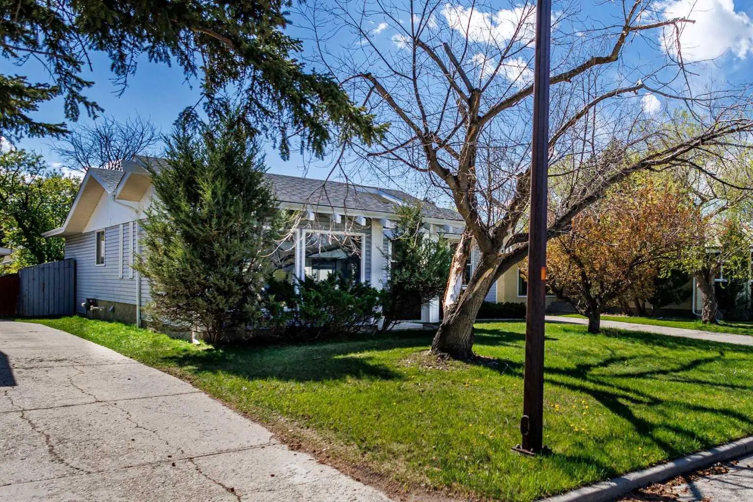 Xxxx Dalcastle Drive Nw Calgary Alberta T3A 2B6 Dalhousie Details
