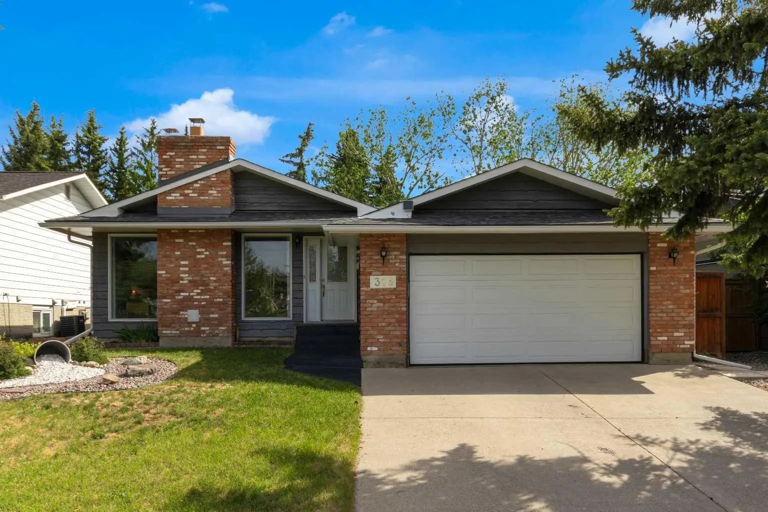 Xxx Norseman Road Nw Calgary Alberta T2K 5M5 North Haven Upper Details
