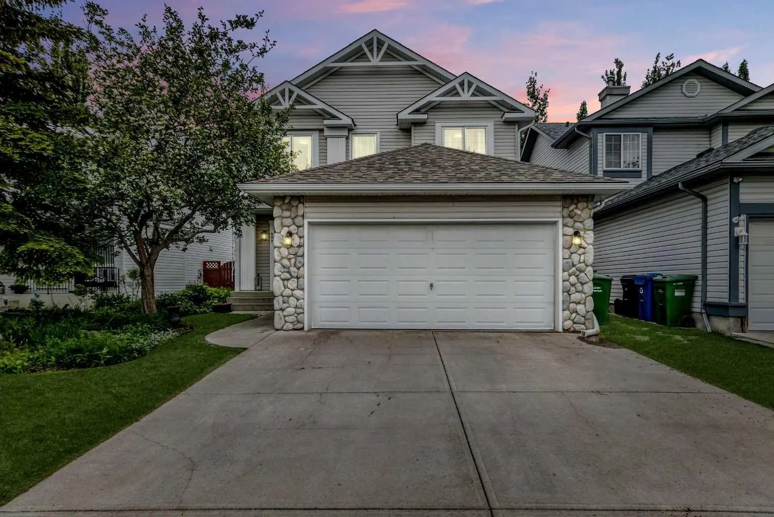 Xxx Rocky Ridge Bay Nw Calgary Alberta T3G 4H8 Rocky Ridge Details