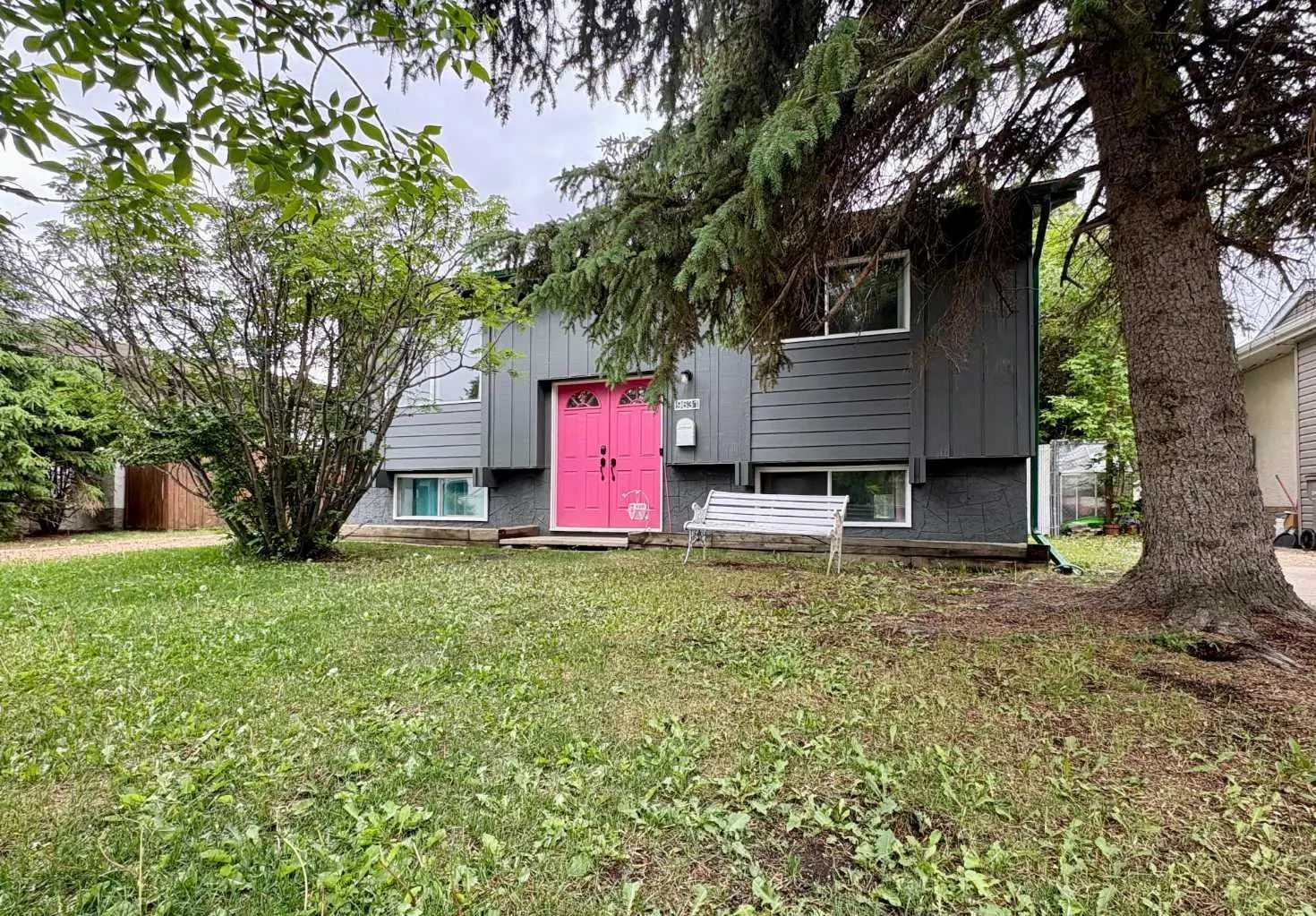 Xxxx Xx Avenue  Grande Prairie Alberta T8V 3K4 Highland Park Details